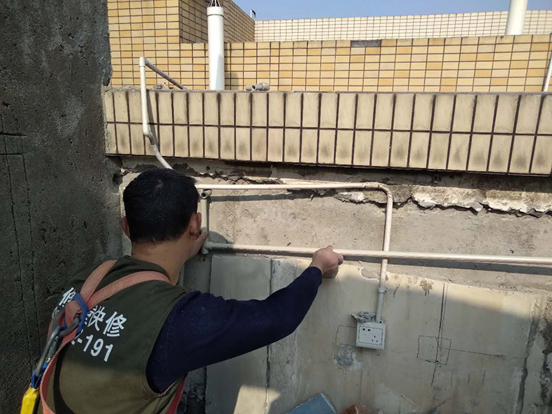 鄭州房屋維修哪家專業(yè)又好用，鄭州鋪地磚工錢多少錢一平方