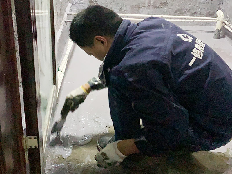 重慶維修防水公司才知道的幾個(gè)真相，為何你家衛(wèi)生間總是漏水？
