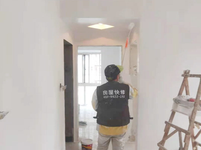 墻體大裂縫如何修補，重慶專業(yè)裝修公司教你一招搞定