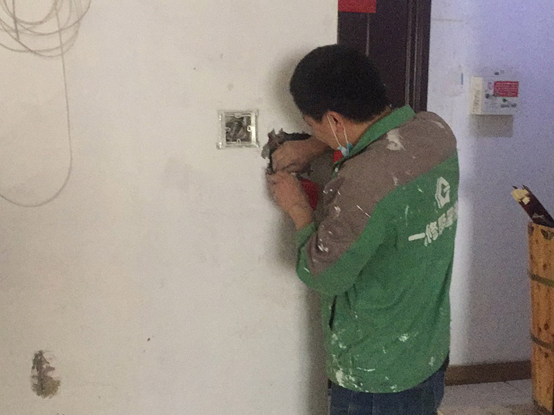 西安修電線應(yīng)該找誰(shuí)，怎么判斷自己找的電工是不是專(zhuān)業(yè)的