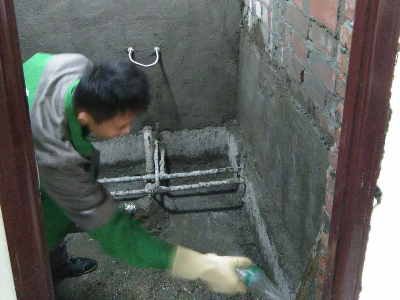 管道漏水怎么辦？廚房衛(wèi)生間翻新管道漏