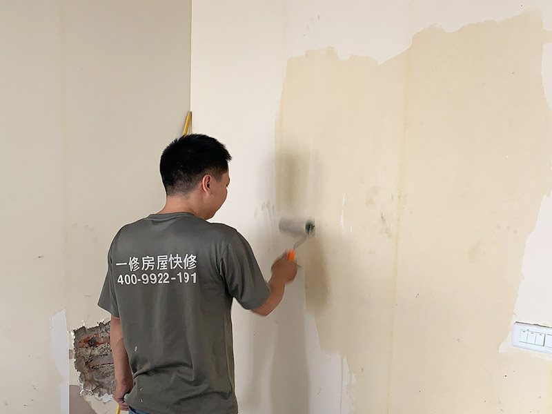專業(yè)刷墻多少錢一平米，成都裝修公司竟