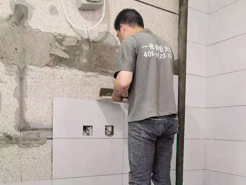 西安老房子陽(yáng)臺(tái)翻新大概費(fèi)用是多少？