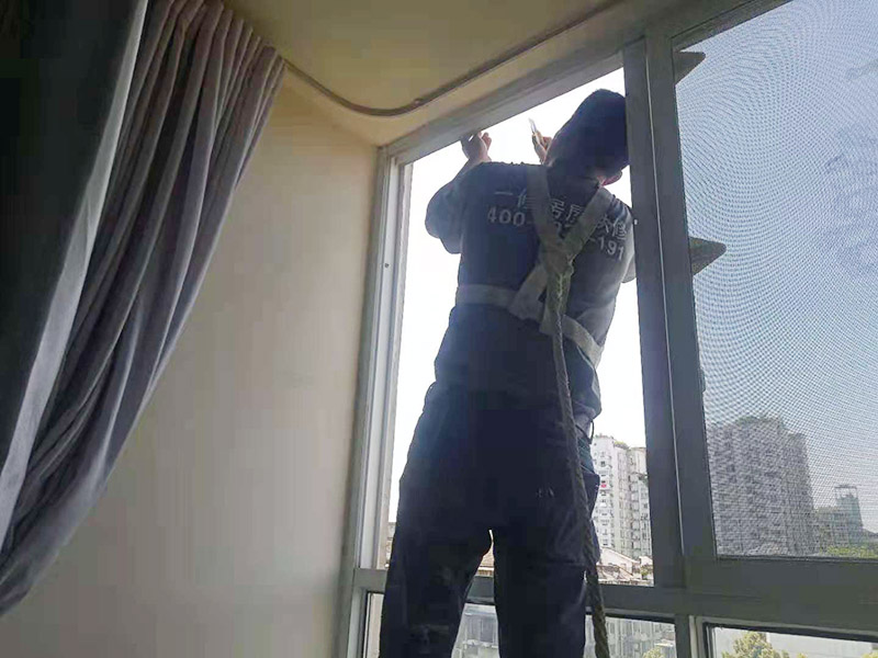 杭州老式窗戶怎么翻新改造飄窗？