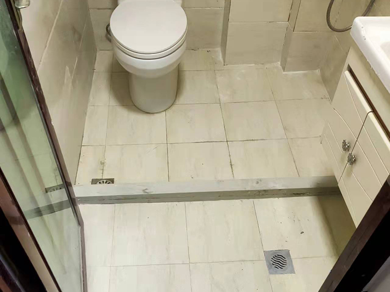 免砸磚做防水涂料100一斤合適嗎？